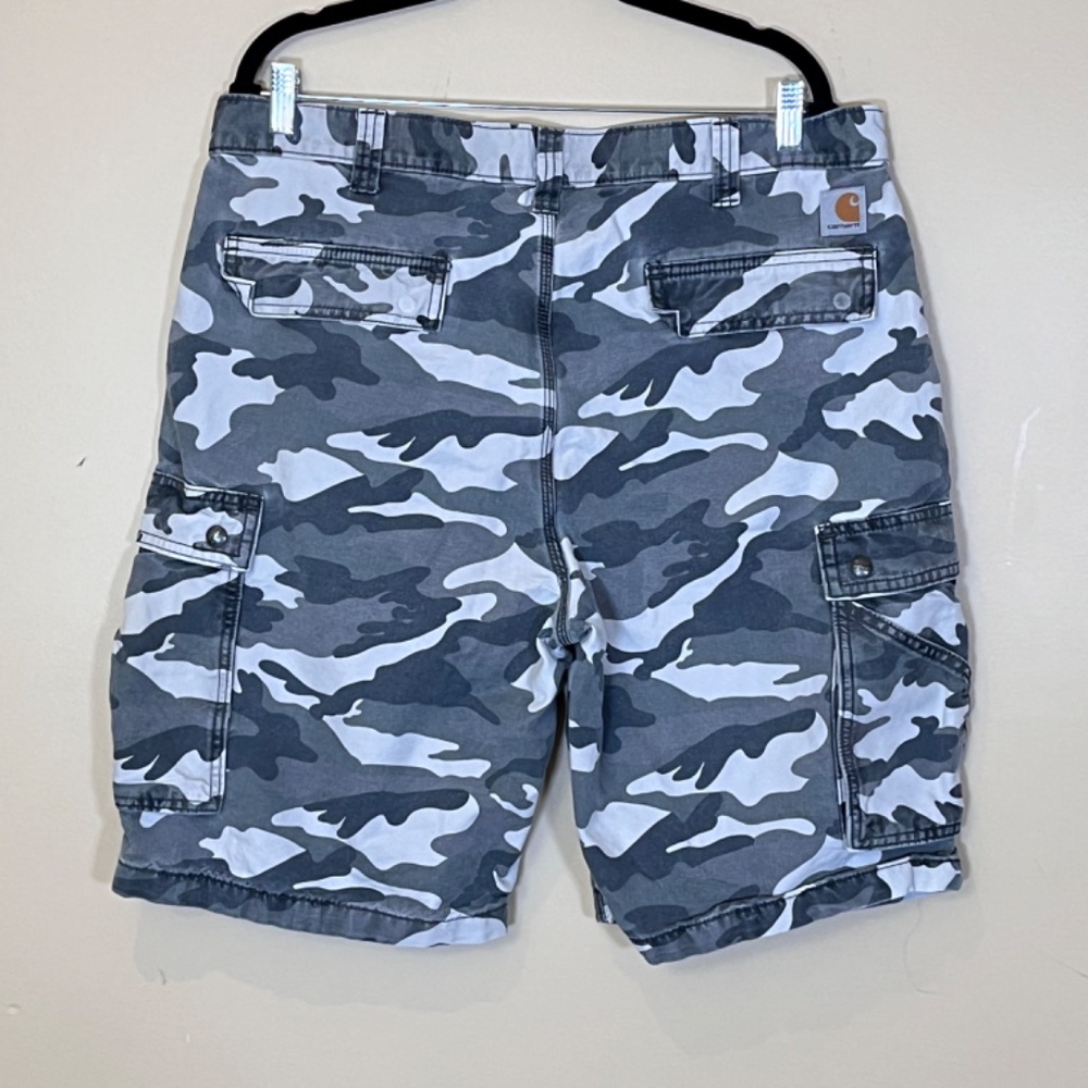 Carhartt Camo Relaxed Fit Cargo Short - Men's Size 38 - Green - Picture 2 of 7